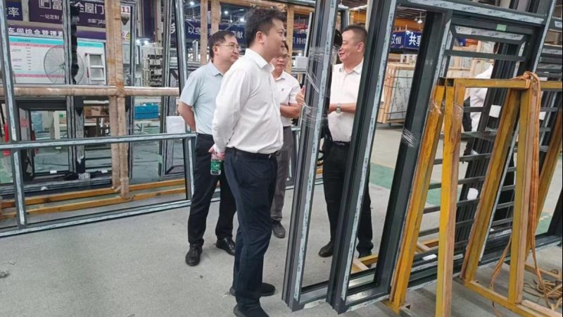 商业楼玻璃幕墙设计：如何挑选优质方案**